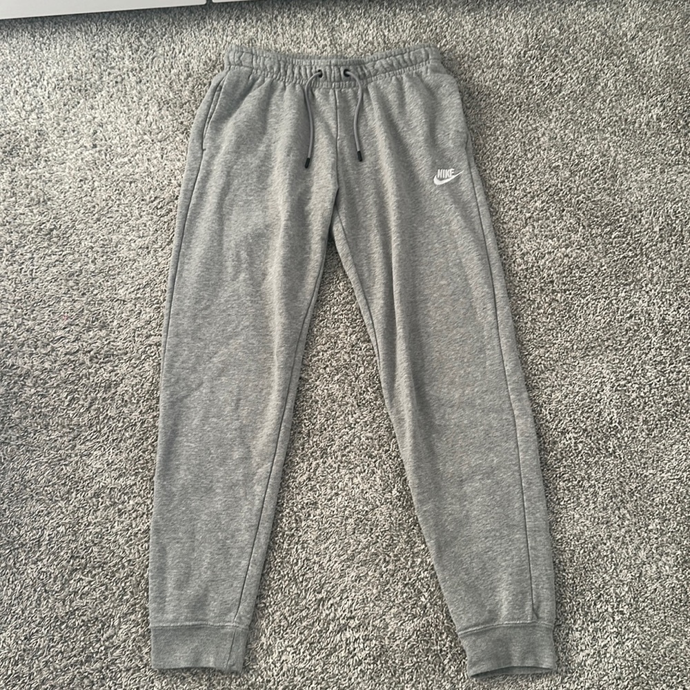 NIKE grey sweatpants